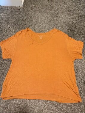 American Eagle Outfitters Women's V-Neck Short Sleeve Top - Orange